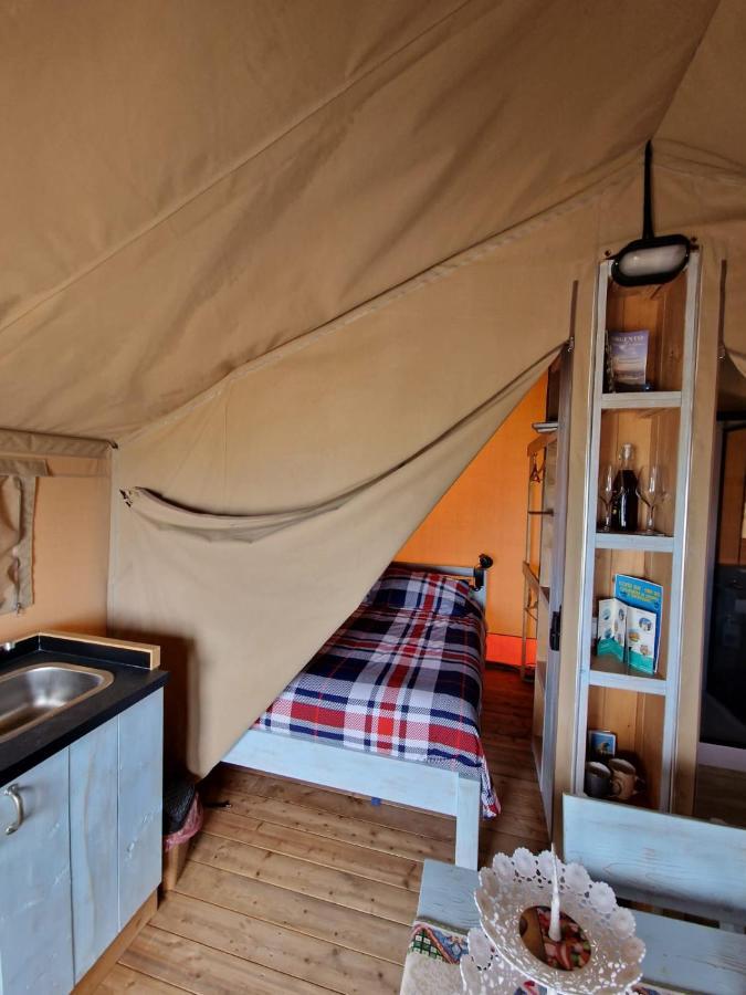 Tendu' Punta Bianca Glamping Camp Палма де Монтекиаро Екстериор снимка