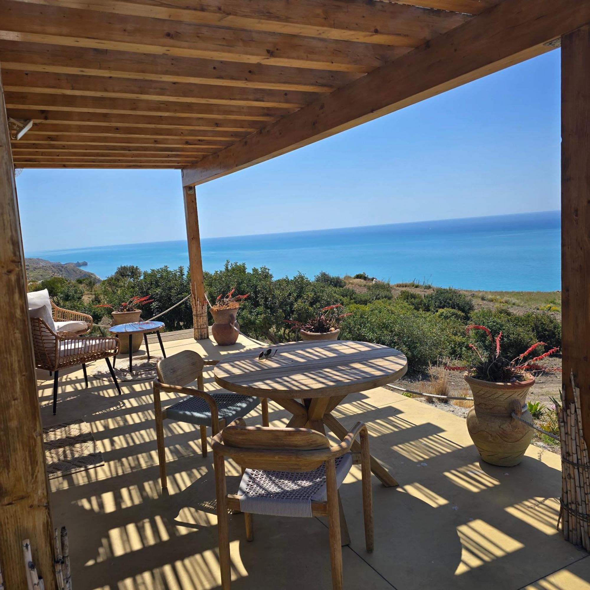 Tendu' Punta Bianca Glamping Camp Палма де Монтекиаро Екстериор снимка